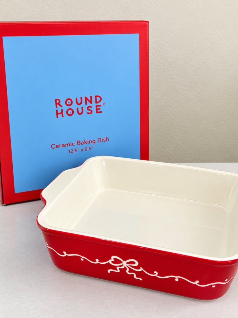 Round House Ceramic Baking Dish 12.5 x 9.5 New in Box
